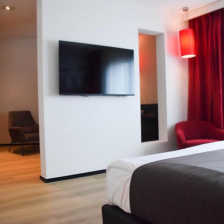 Bastion Hotel Амерсфорт Екстериор снимка